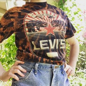 Levi’s bleached dyed T shirt